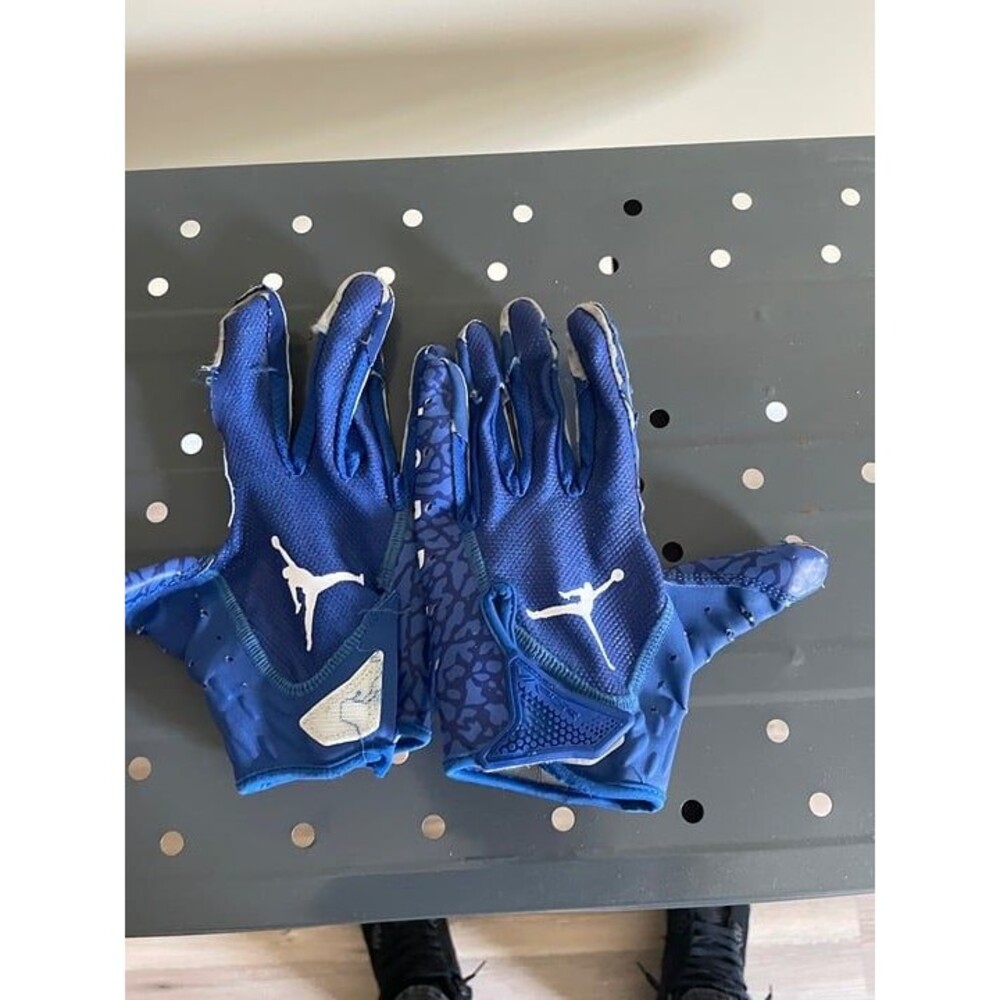 Jordan Nike Blue Vapor Gloves Size M